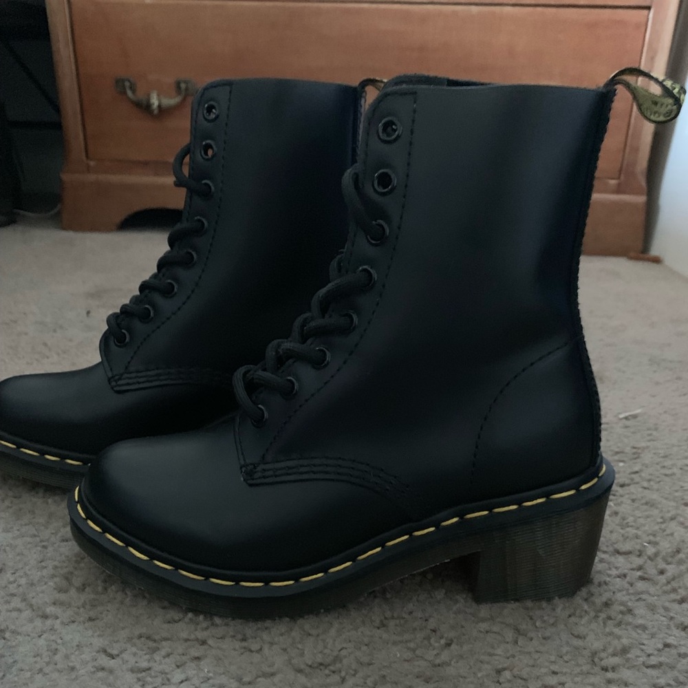 Dr. Martens “clemency” boot